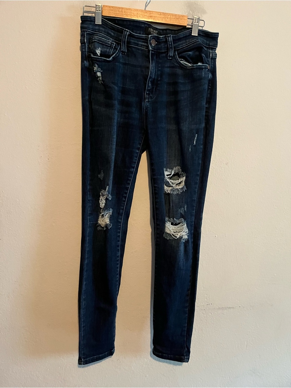 Judy Blue High Rise Distressed Skinny Fit Jeans Size 11/30 JB82214DK